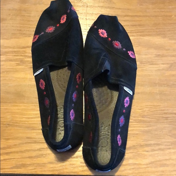 Black suede toms with details - Picture 3 of 3